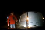 Під Львовом синій водій відбивався від копів лопатою: "Не візьмете!"