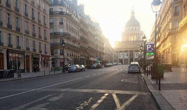 Париж стал городом без автомобилей (фото)