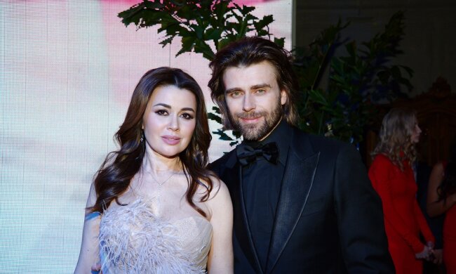 Мужа Заворотнюк приехала поддержать любовь всей его жизни: сюрприз удался, вся арена плакала