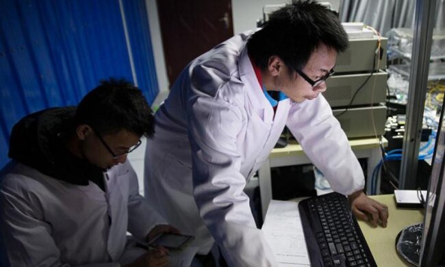 Китайці змусять батарейки працювати на сечі