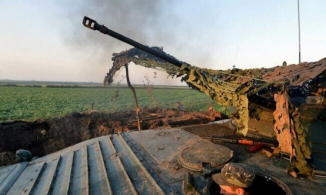 Бойовики обстріляли околиці Маріуполя, є жертви