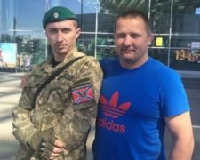 Латвийского тренера по борьбе накажут за фото с боевиком «ЛНР»