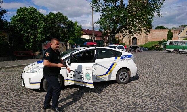 "Труби горіли": в Одессі п'яний "самурай" з ножем напав на перехожих