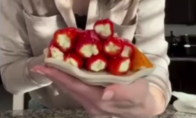 Вершкові перці в маринаді, кадр з відео