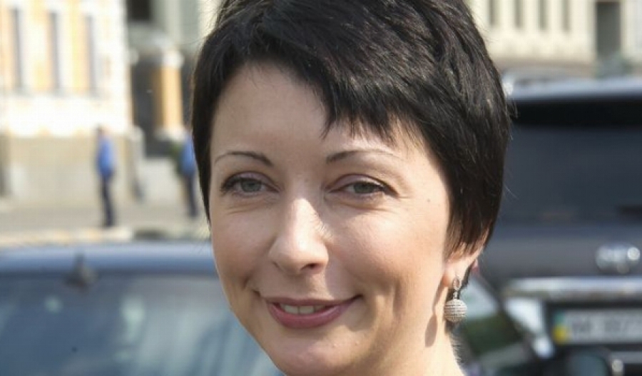 Елена Лукаш Голая