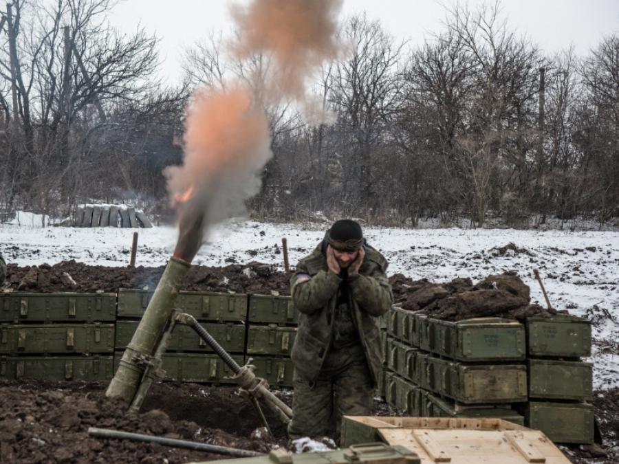 Минометный обстрел. 120 Мм миномет ВСУ. 82 Мм минометы ВСУ. 82 Мм миномет ВСУ зима.