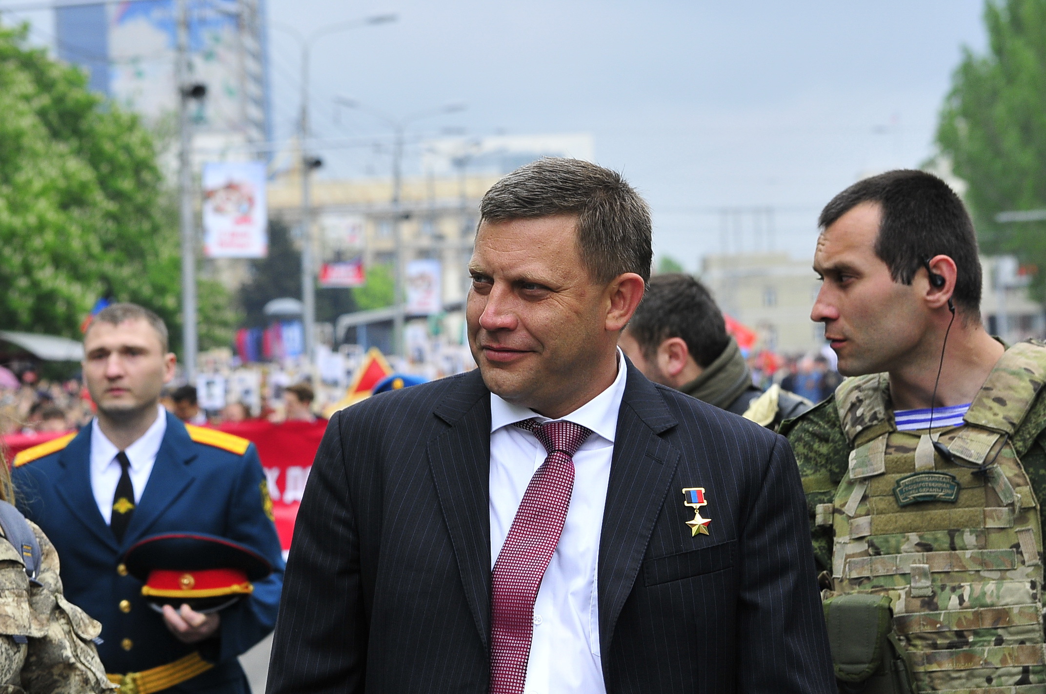 Днр фото. Захарченко Александр Владимирович. Глава ДНР Александр Захарченко. Захарченко Александр Владимирович ДНР. Александр Захарченко батя.