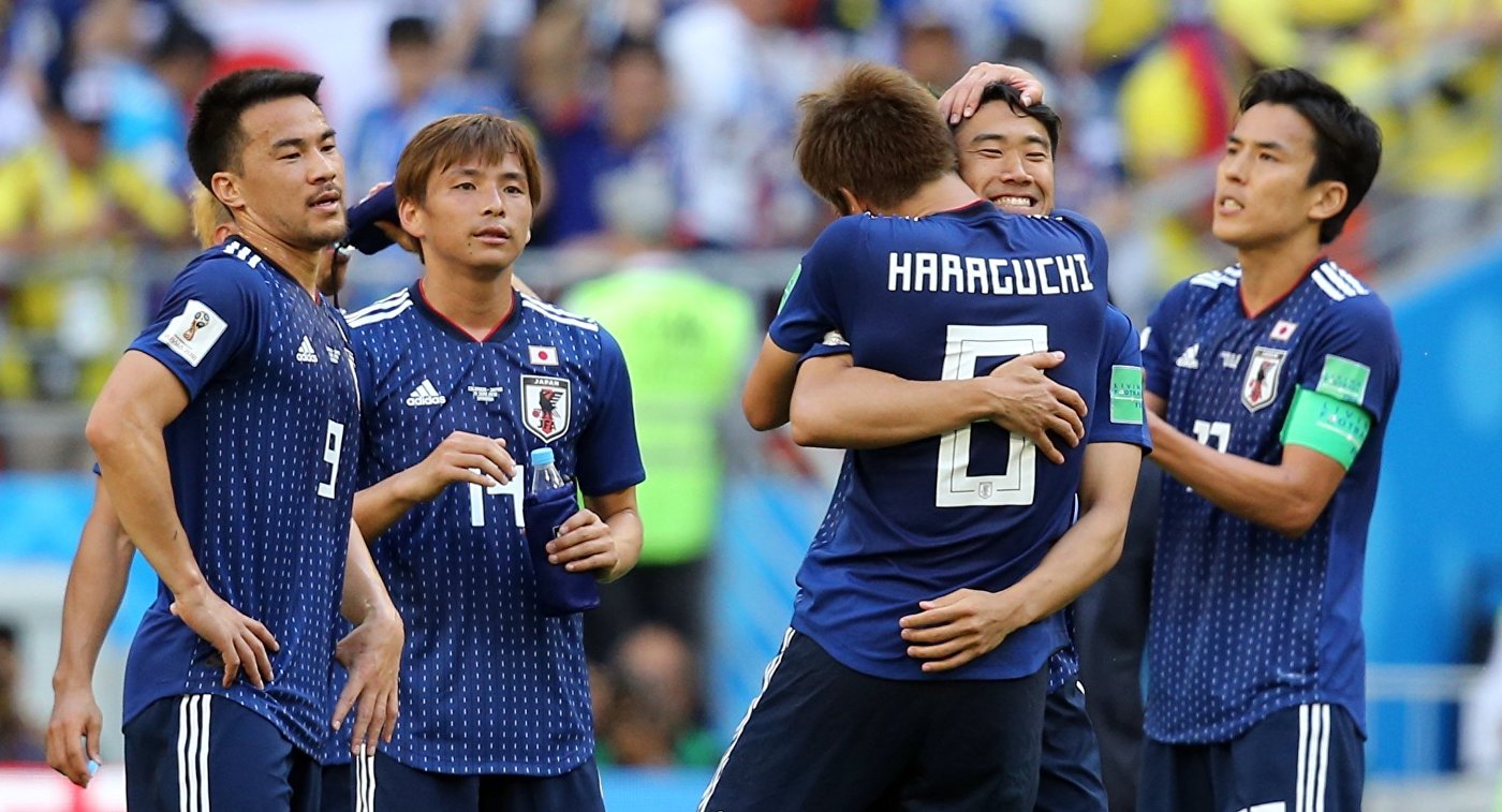 Japanese football. Япония футбол сборная. Сборная Японии ЧМ 2018. Футболисты сборной Японии. Игрок сборной Японии.