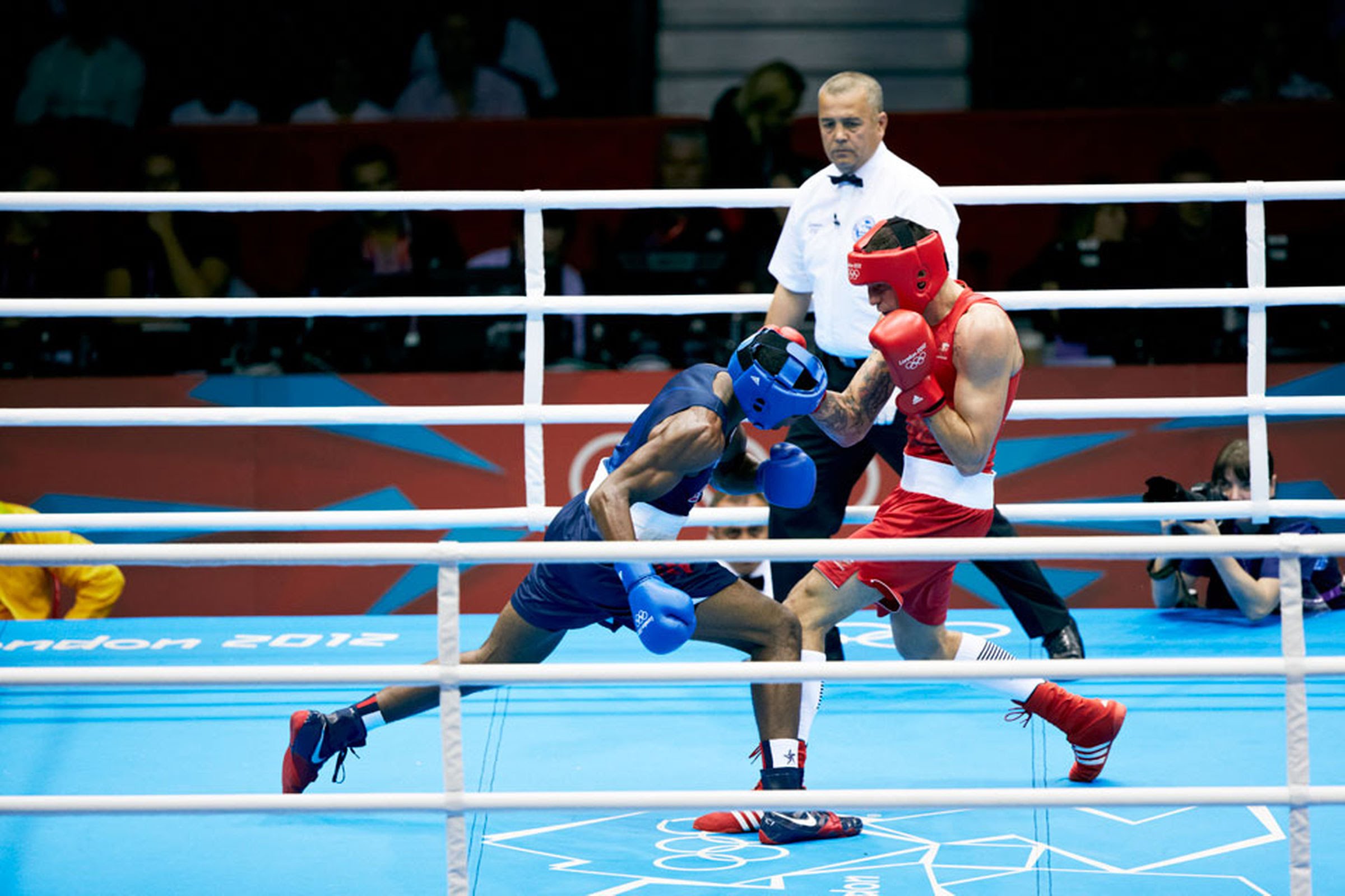 Sport boxing 1. Бокс на Олимпийских играх. Бокс на летних Олимпийских играх 2016. Бокс Олимпийский вид спорта. Летние Олимпийские игры бокс.