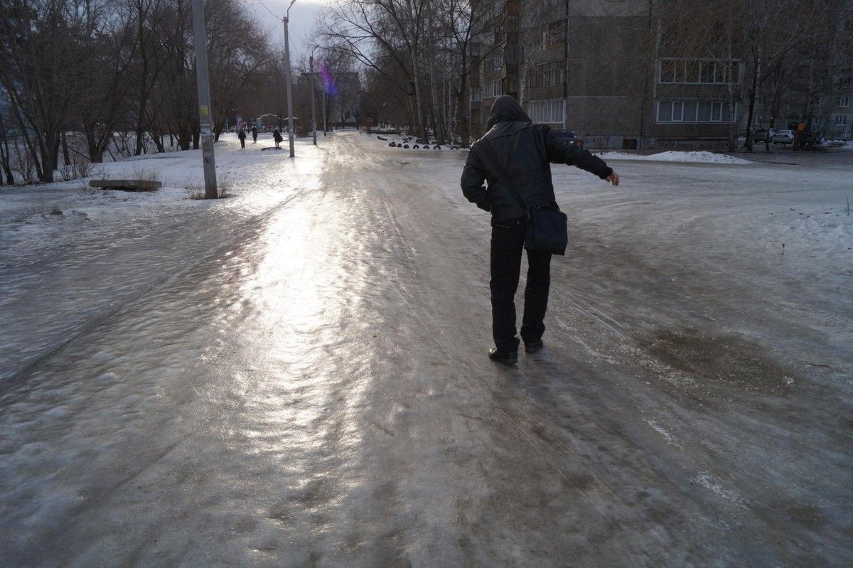 В одну сторону мы и как бы не упасть