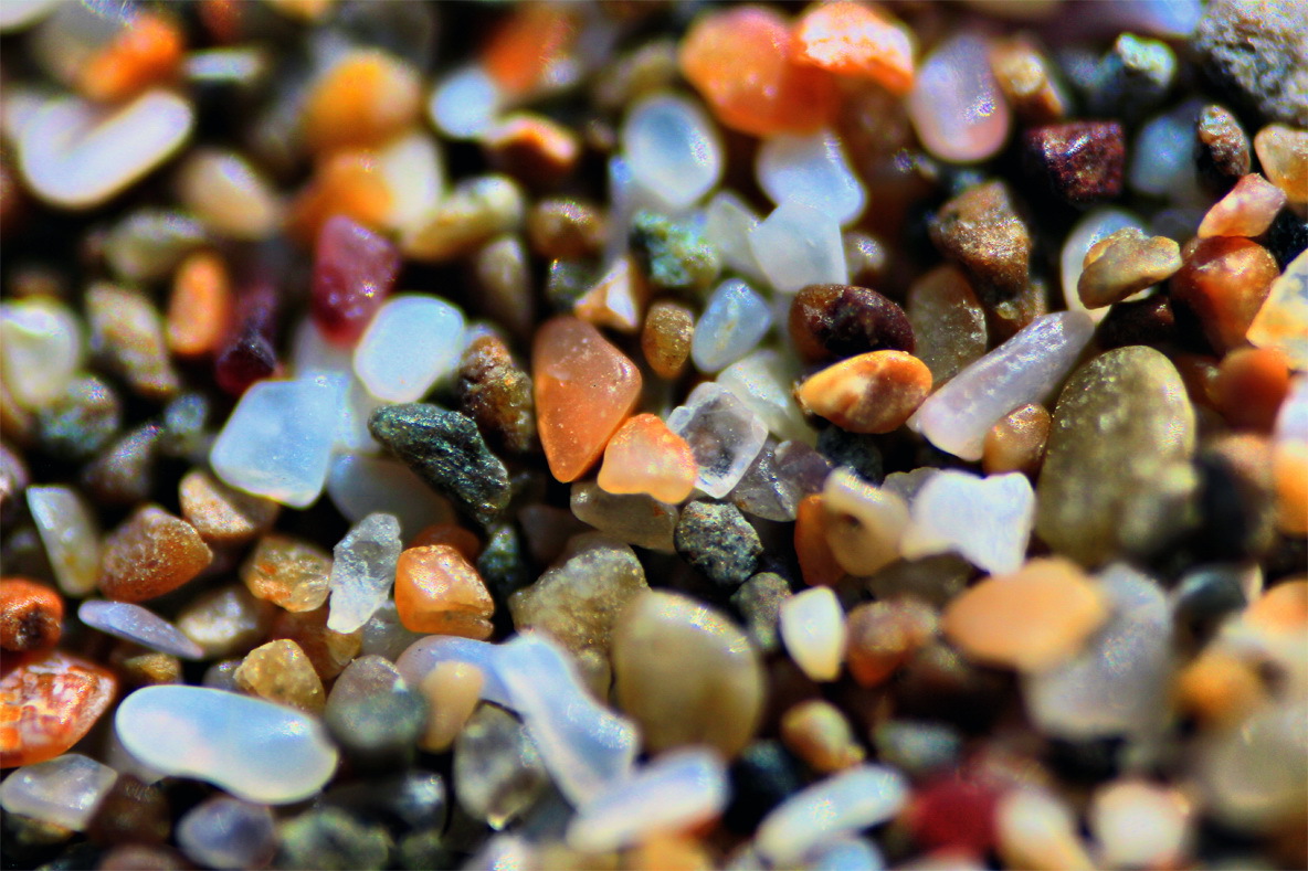 Зачем нужен песок под. Картинки для чего нужен песок. Зачем нужен песок под. Песок под микроскопом с 500 кратным. Песок и глина в природе.