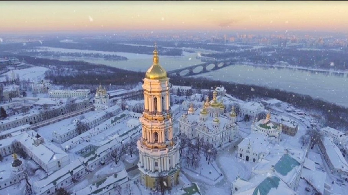 Києво-Печерську лавру підпалив безхатько Києво-Печерську лавру підпалив безхатько