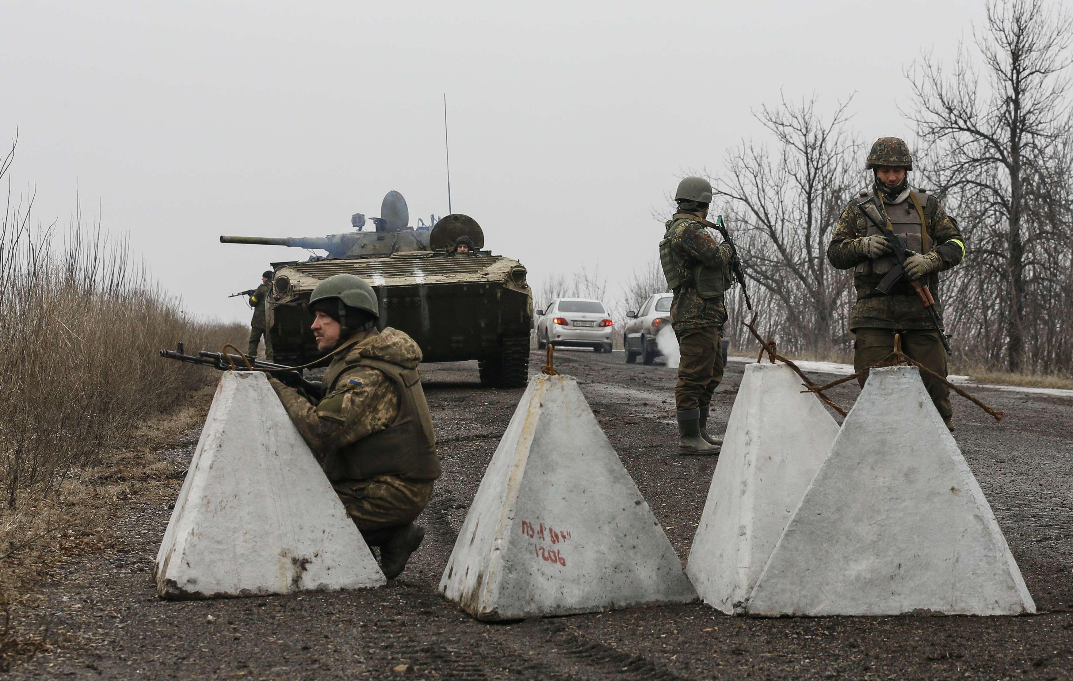 Линия соприкосновения войск. Украинские войска. Сводки с линии разграничения. Украинские военные зачистка.
