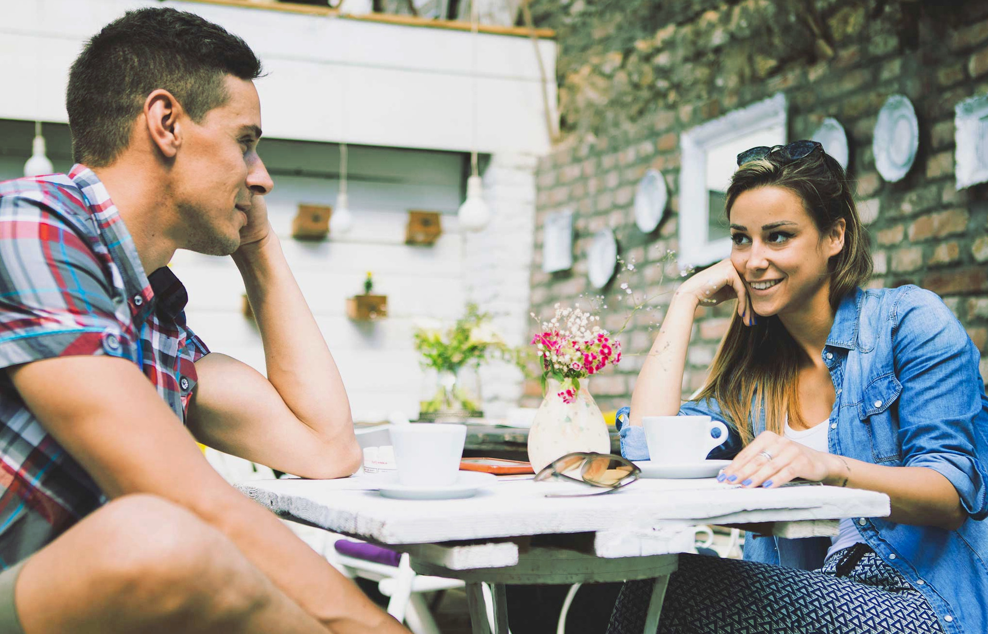 Что делает парень если понравилась девушка. Свидание. Что делает парень если понравилась девушка. Что делает парень если понравилась девушка. Как сделать чтобы тебя заметили.