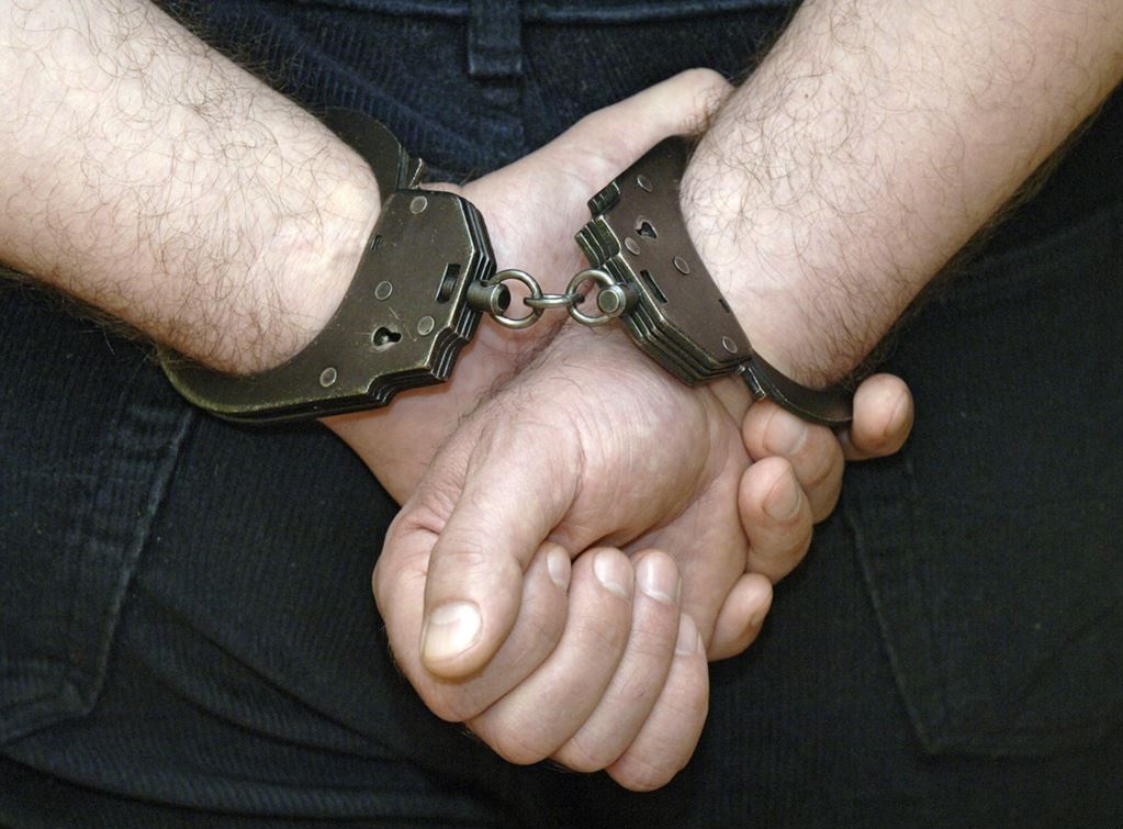 В пос. Михайловка мужчина избил до смерти сожительницу