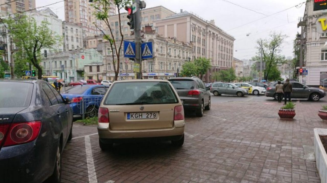 В Украине начали завозить авто из Японии на смену евробляхам - ЗНАЙ ЮА