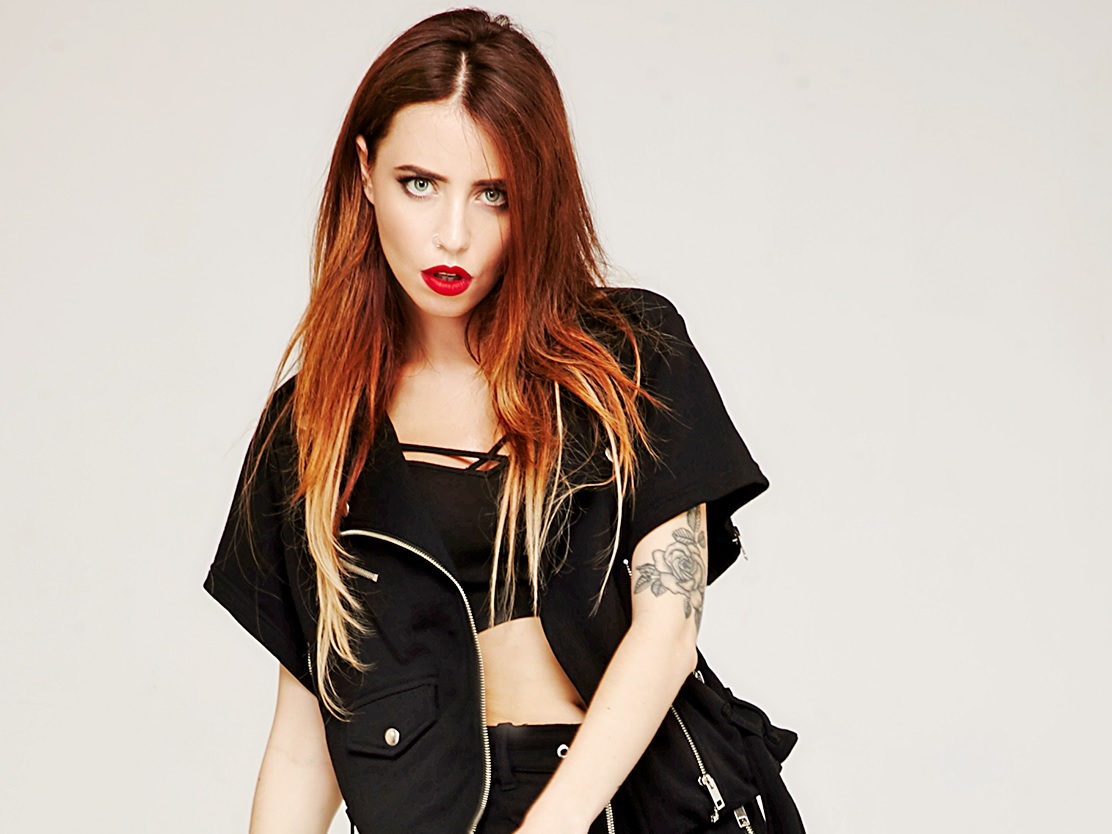 Сүт безі бар әдемі пениса минет Әйеліңізбен моншаға қалай бардыңыз?