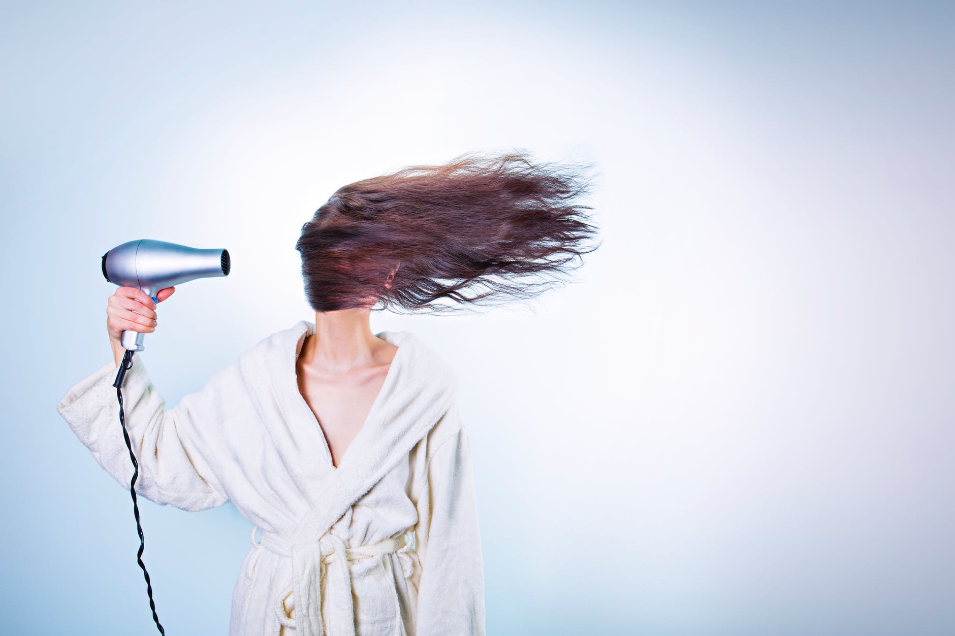 Секрети збільшення об'єму волосся у кореня: ефективні методи і поради