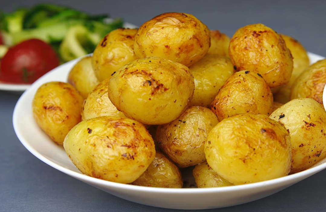 Самый удобный способ приготовления мелкой молодой картошки - ЗНАЙ ЮА