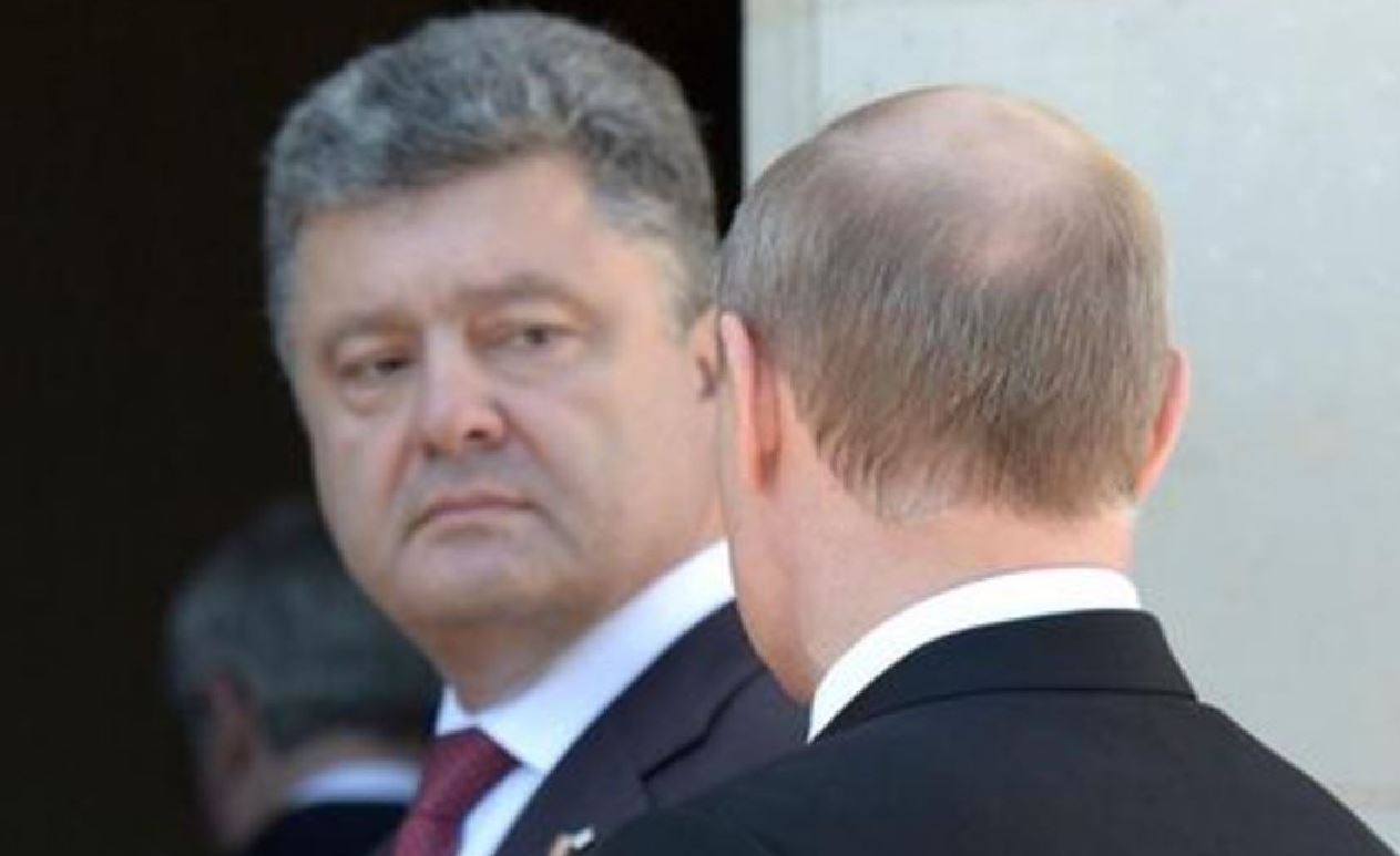 Порошенко ответил на предложение Путина об убежище в России